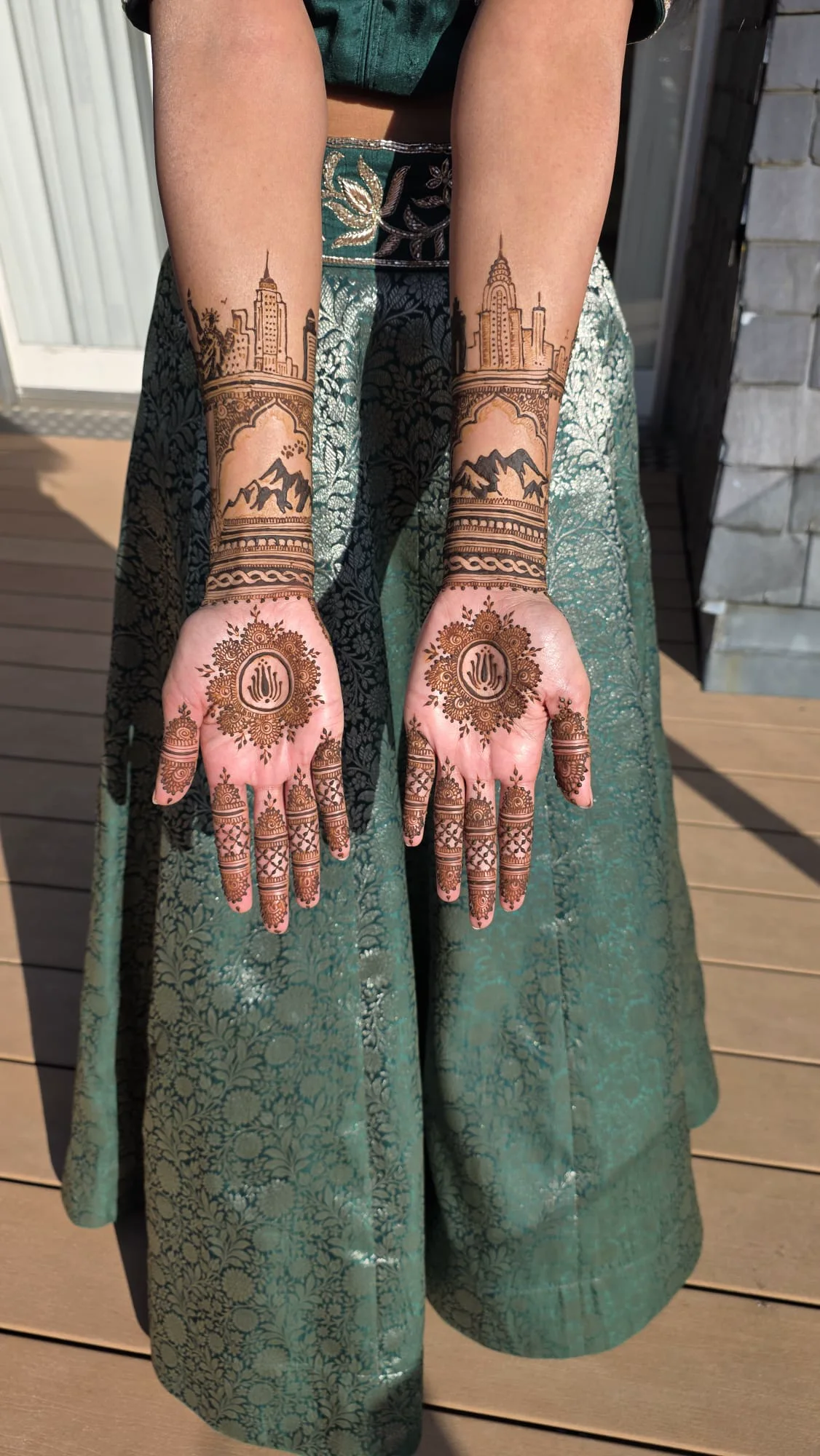 Henna Artistry by Veena