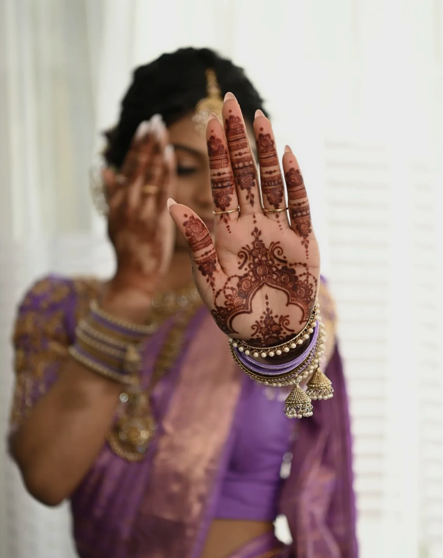Henna Artistry by Veena