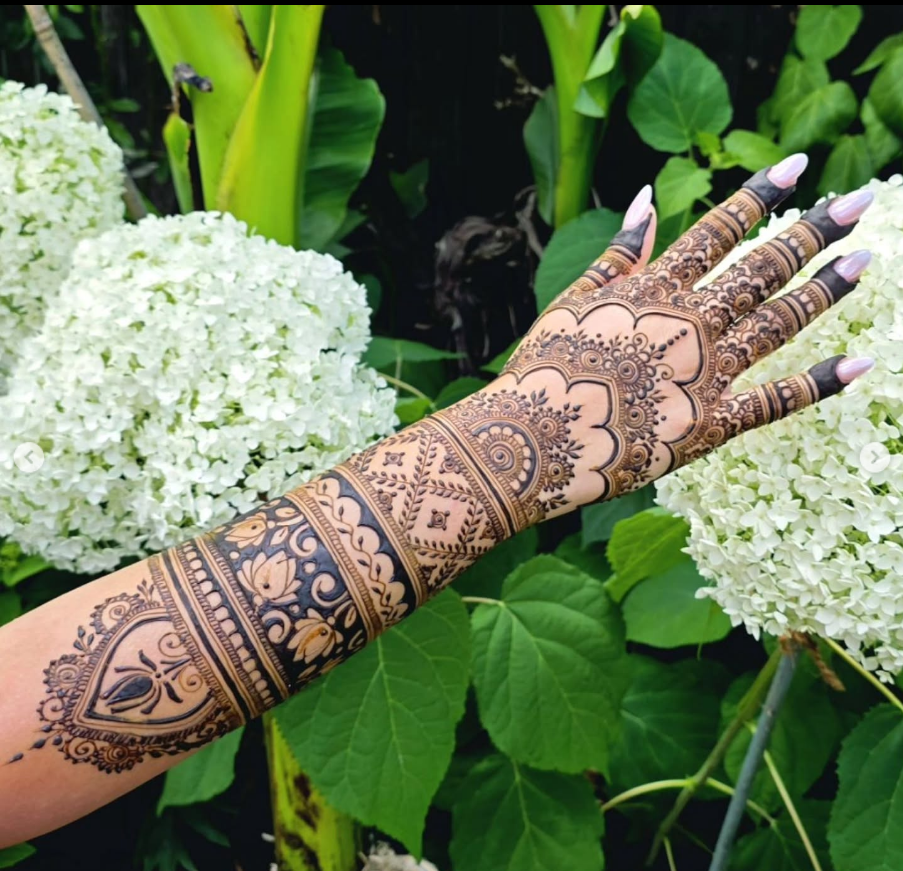 Festive Guest Henna Lounge Styling